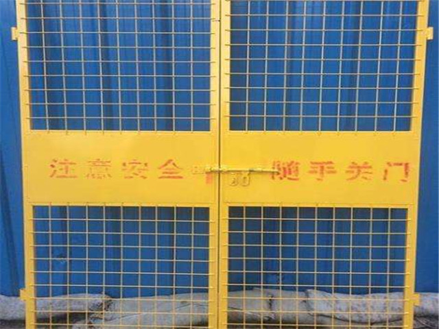 山東 電梯門護欄圖片3